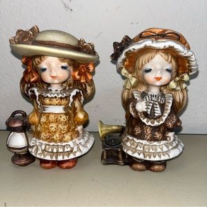 Vintage Rare Japan Ceramic set of 2 Girls Figurines  5"X3” lantern & phonograph